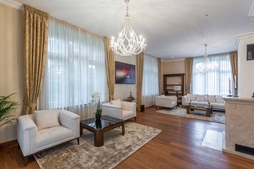 别墅  布达佩斯, Budapest