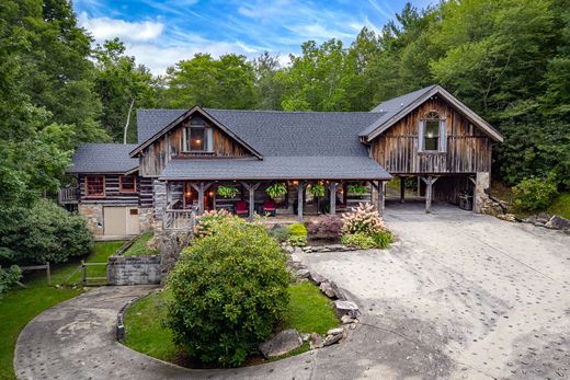 Newland, Avery Countyの一戸建て住宅