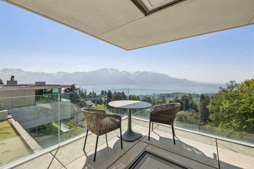 Daire Montreux, Riviera-Pays-d'Enhaut District