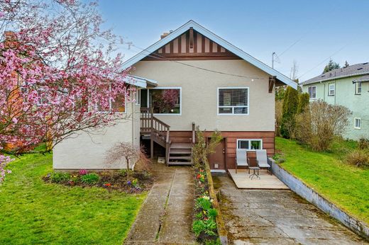 Casa Unifamiliare a Saanich, Capital Regional District