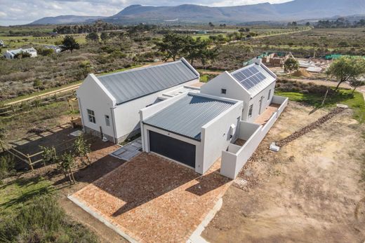Частный Дом, Мпумаланга, Overberg District Municipality