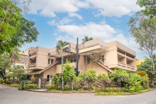 Luxury home in Calcutta, Kolkata