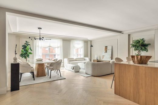 Apartment / Etagenwohnung in Madrid, Provinz Madrid