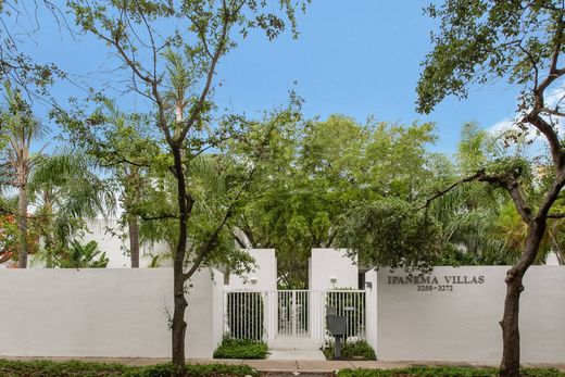 Townhouse in Miami, Miami-Dade