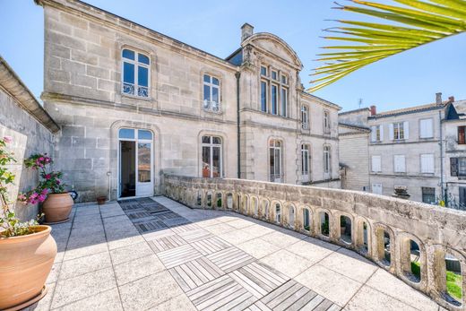 Vrijstaand huis in Rochefort, Charente-Maritime