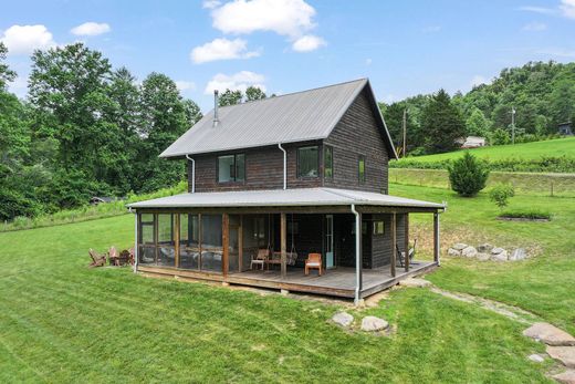 Casa Unifamiliare a Fletcher, Henderson County