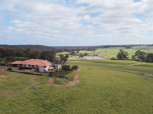 Detached House in Perth, Western Australia