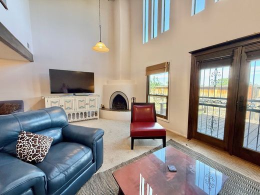 بيت مستقل ﻓﻲ Santa Fe, Santa Fe County