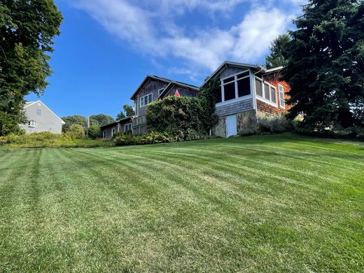 Vrijstaand huis in Huntington Bay, Suffolk County