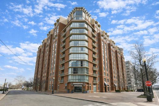 Apartment in Washington, Washington County