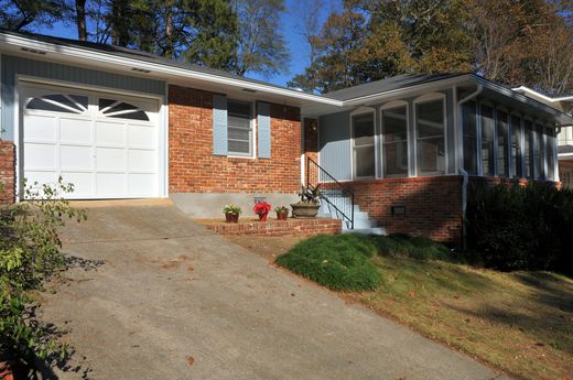 Casa en Brookhaven, DeKalb County