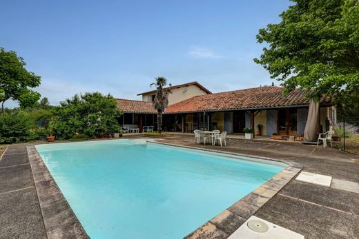 Vrijstaand huis in Giroussens, Tarn