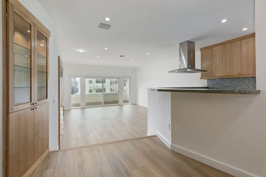 Apartment in Los Angeles, Los Angeles County