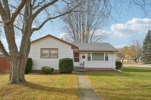 단독 저택 / Brown Deer, Milwaukee County