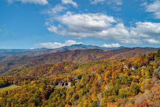 아파트 / Blowing Rock, Watauga County