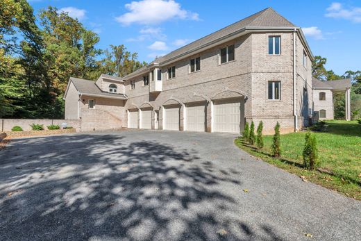 Detached House for sale in Pikesville
