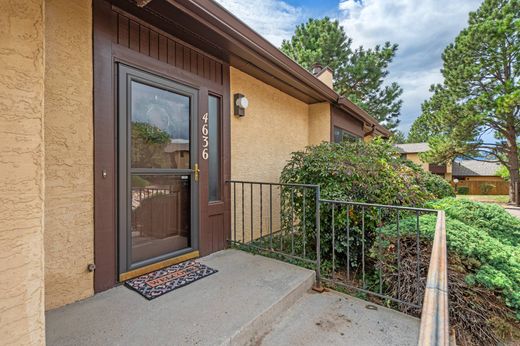 منزل ﻓﻲ Colorado Springs, El Paso County