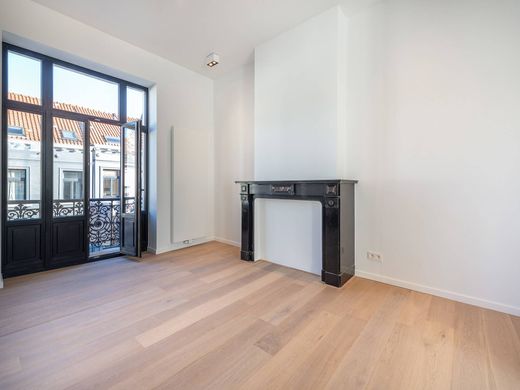 Apartment / Etagenwohnung in Saint-Gilles/Sint-Gillis, Region Brüssel-Hauptstadt