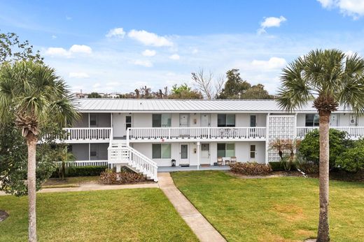 Apartment / Etagenwohnung in Maitland, Orange County