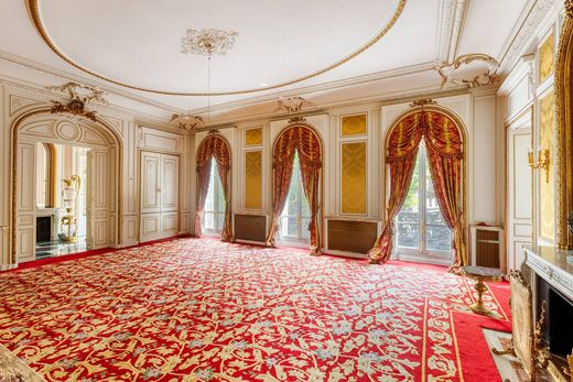 Appartement à Champs-Elysées, Madeleine, Triangle d’or, Paris