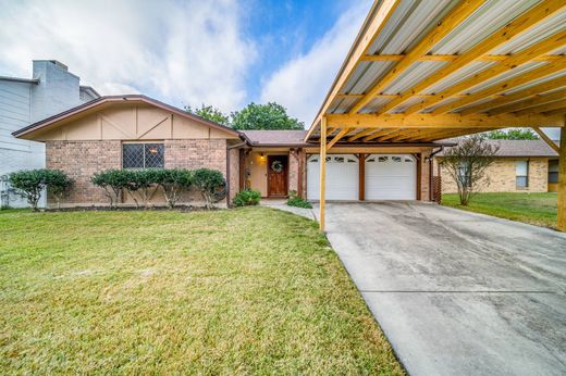 Vrijstaand huis in Converse, Bexar County