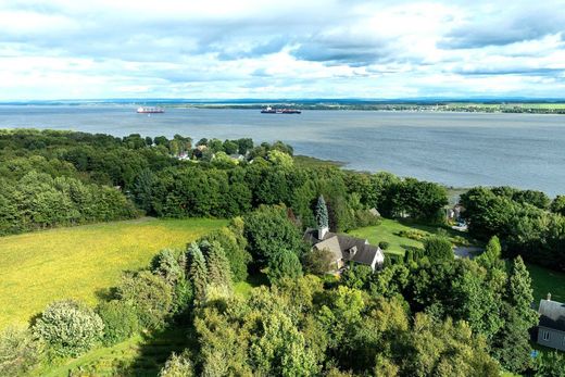 단독 저택 / Saint-Jean-de-l'Ile-d'Orléans, Capitale-Nationale