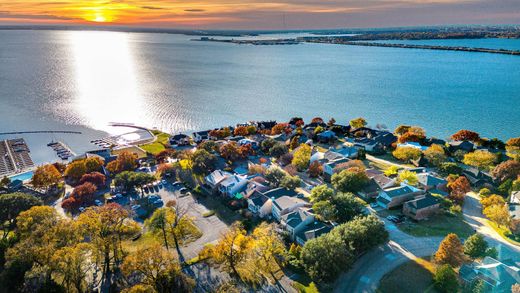 Detached House in Rockwall, Rockwall County