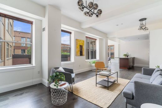 Apartment / Etagenwohnung in Boston, Suffolk County