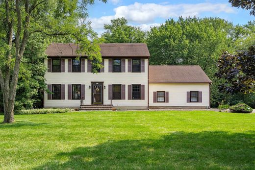 Detached House in Shrewsbury, Monmouth County