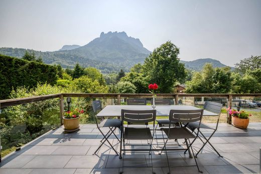 Einfamilienhaus in Bluffy, Haute-Savoie