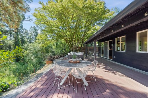 Einfamilienhaus in Forestville, Sonoma County