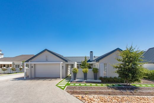 ‏בית חד-משפחתי ב  Paarl, Cape Winelands District Municipality