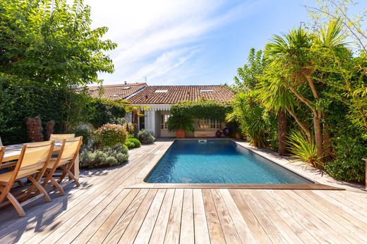 Einfamilienhaus in Bordeaux, Gironde