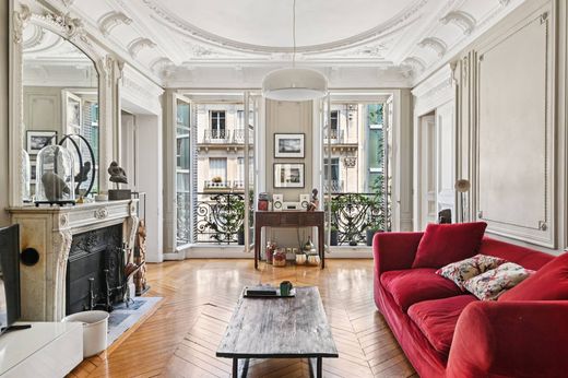Apartment in Monceau, Courcelles, Ternes, Paris