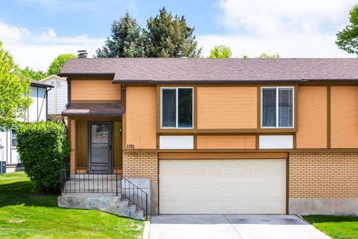 Townhouse in Taylorsville, Salt Lake County