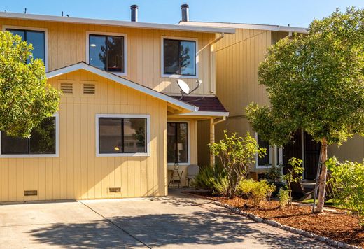 Apartment in Calistoga, Napa County