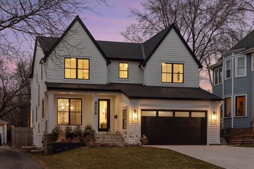 Detached House in Edina, Hennepin County