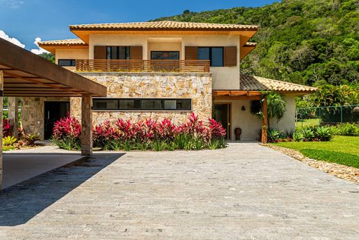 Detached House in Conceição de Jacareí, Mangaratiba