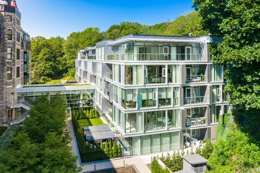 Apartment / Etagenwohnung in Montreal, City of Montréal