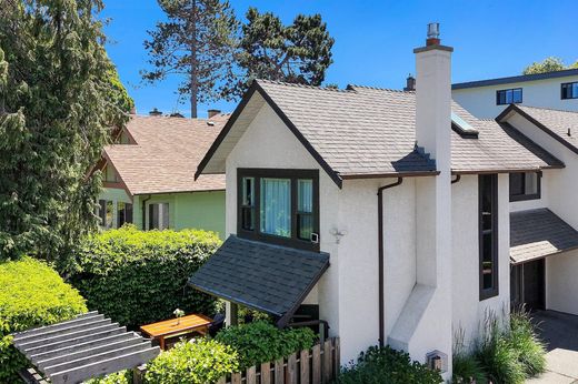 Townhouse in Victoria, Capital Regional District