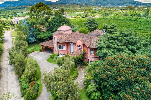 Casa Unifamiliare a Santo Domingo, Provincia de Heredia