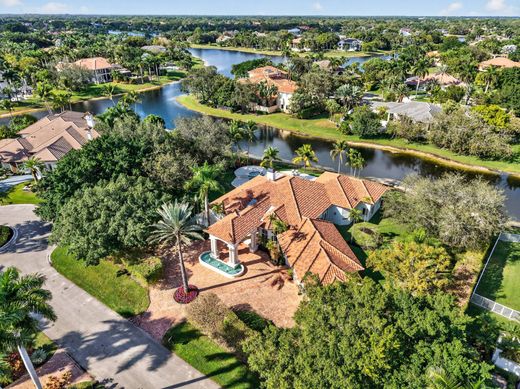 Luxury home in Weston, Broward County