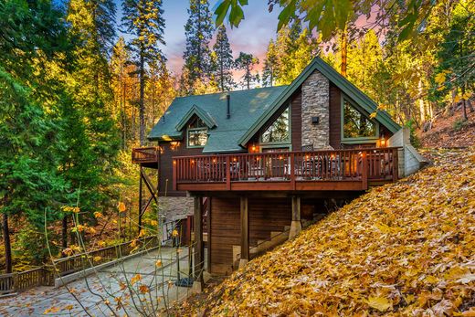 Einfamilienhaus in Arnold, Calaveras County