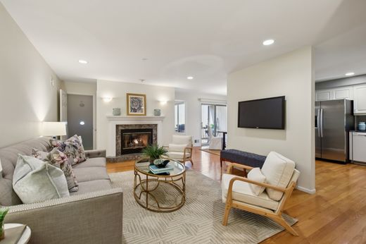 Apartment in West Orange, Essex County