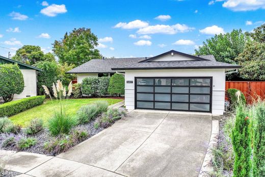 Vrijstaand huis in Napa, Napa County