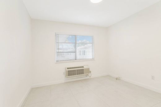 ﺷﻘﺔ ﻓﻲ Miami Beach, Miami-Dade County