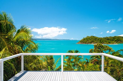 Luxury home in Shute Harbour, Whitsunday