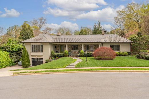 Detached House in Arlington, Arlington County