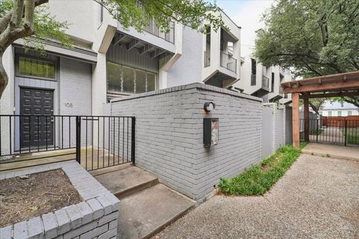 Townhouse in Dallas, Dallas County
