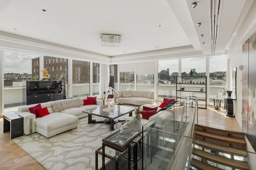 Duplex in London, Greater London